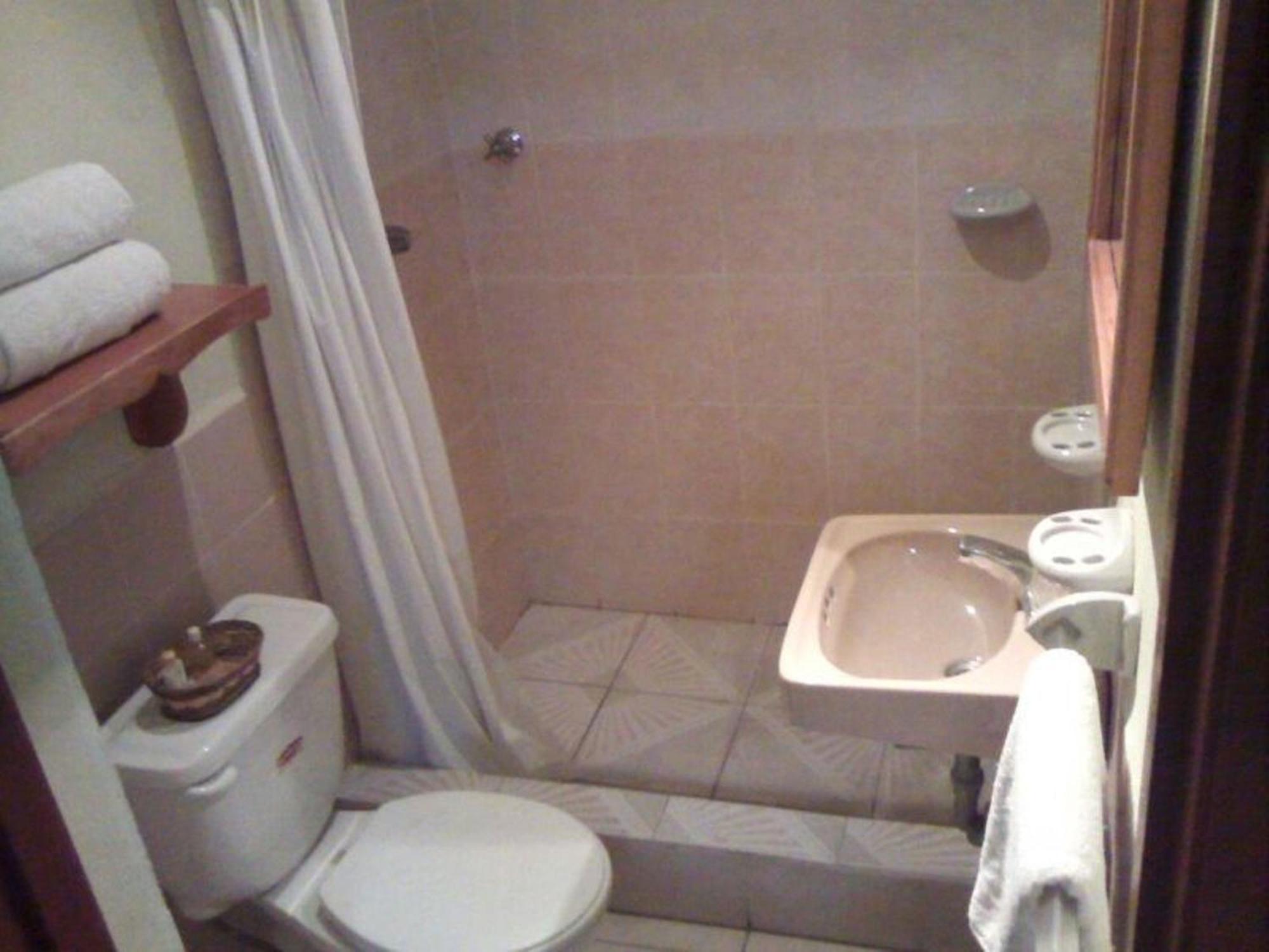 Nakum Hotel Flores Bilik gambar